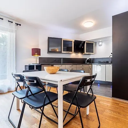 Escale Orly Airport 8 Min Apartment